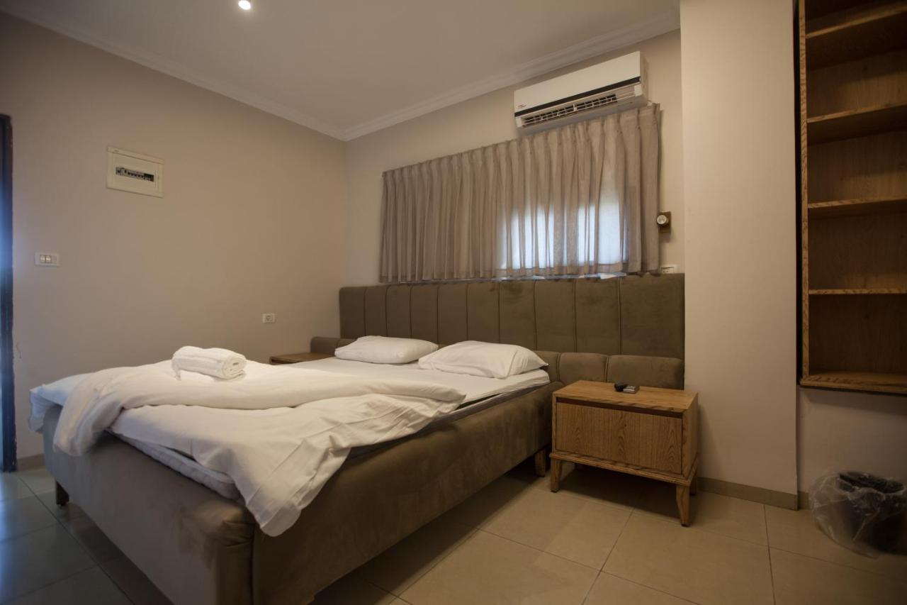 Puy Ahuzat Haosher Hotel Tiberias Exterior foto